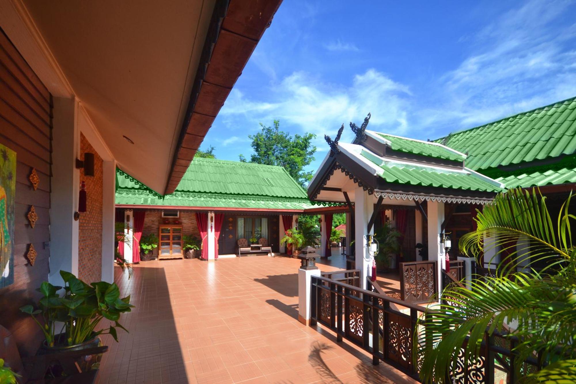 Thai Thai 3*